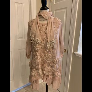 Rose lace detail tunic with neck scarf